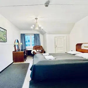 2* Otel Senate