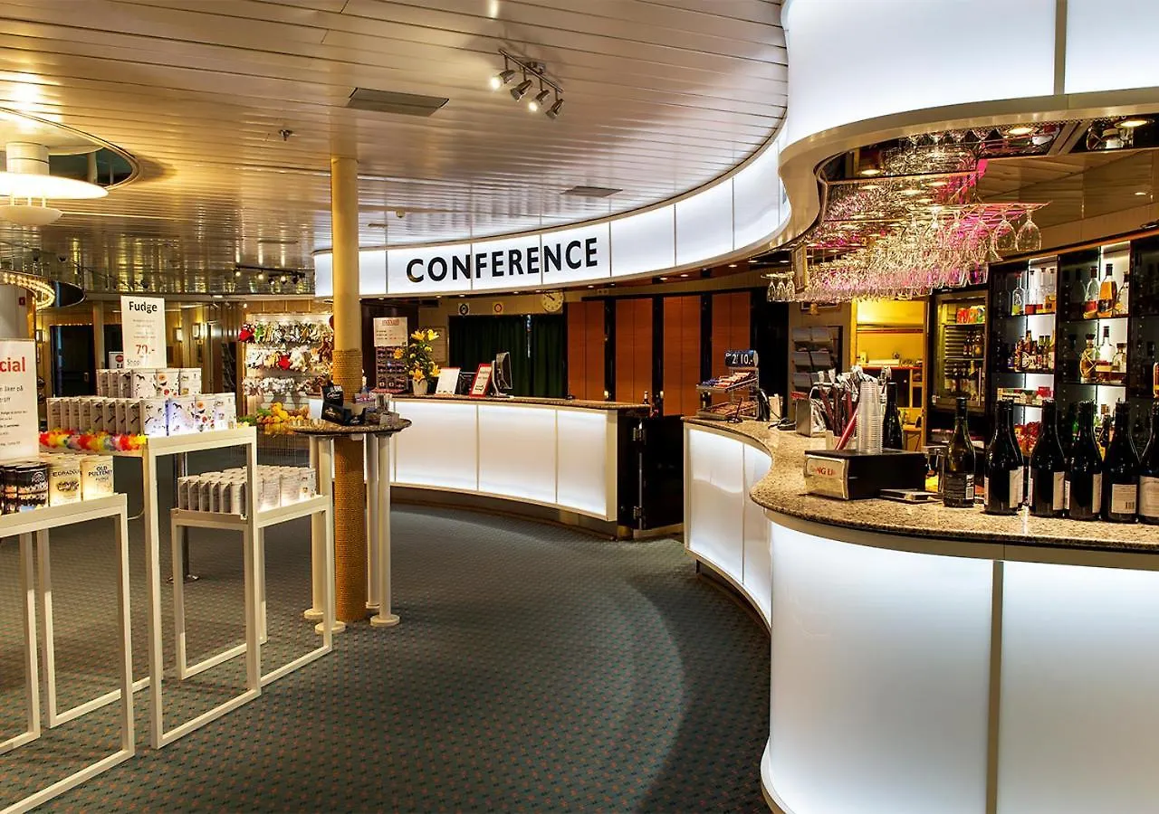 ホテル Viking Line Ferry Viking Cinderella - 2-Night Cruise Helsinki-Stockholm-ヘルシンキ フィンランド