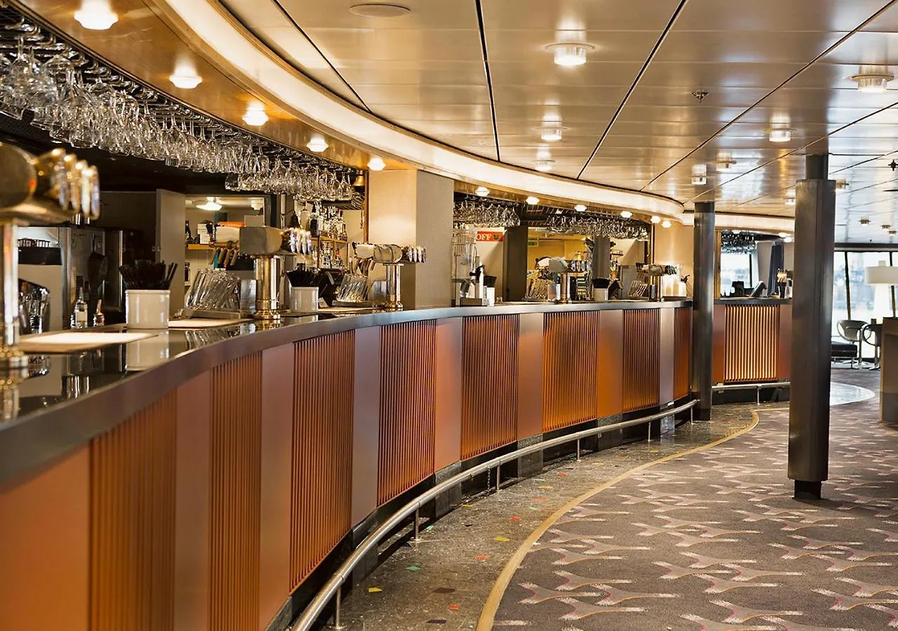 ホテル Viking Line Ferry Viking Cinderella - 2-Night Cruise Helsinki-Stockholm-ヘルシンキ